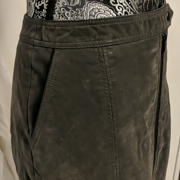 ✨50% OFF✨ NWT Free People vegan suede moto skirt - Picture 5 of 10